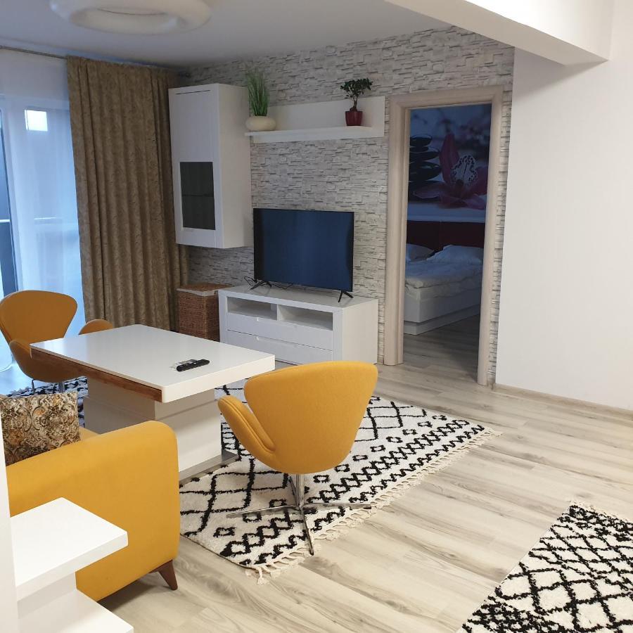 Carolina Sweet Apartament Oradea Extérieur photo