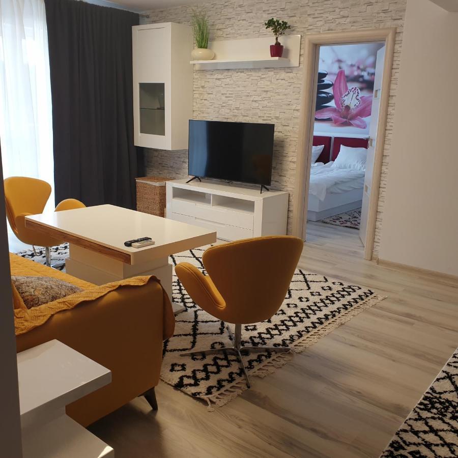 Carolina Sweet Apartament Oradea Extérieur photo